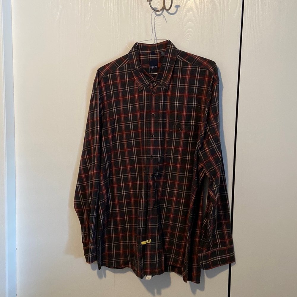 Haupt of Germany men’s XXL (45/46) flannel plaid dress shirt